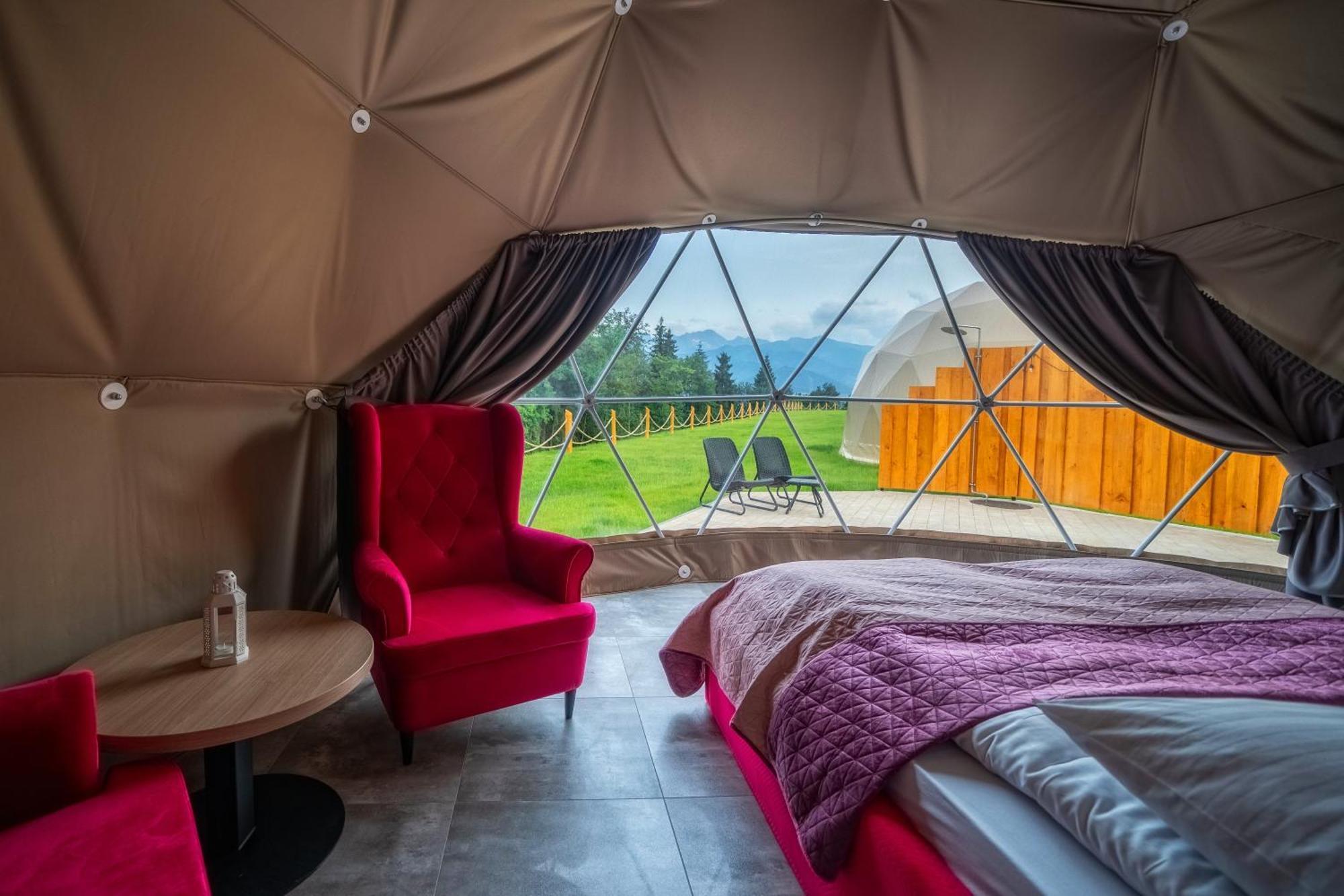 Diamond Glamp & Jacuzzi