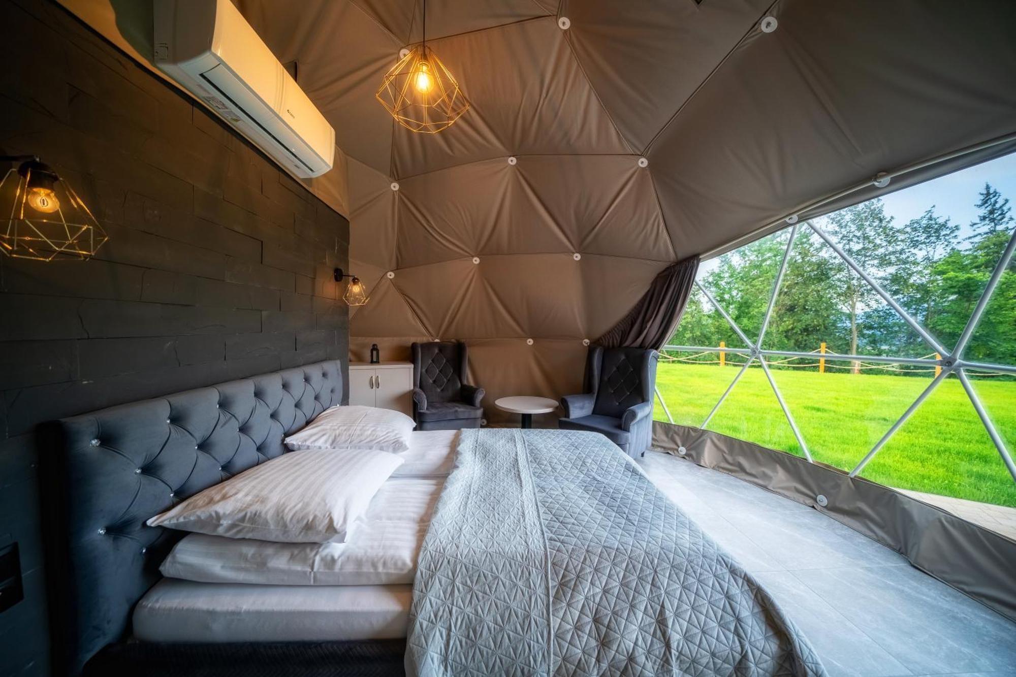 Luksusowy namiot Diamond Glamp & Jacuzzi Zakopane